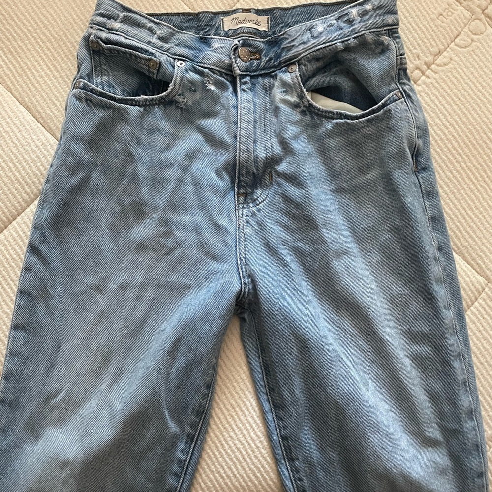 Madewell mom jean size 26